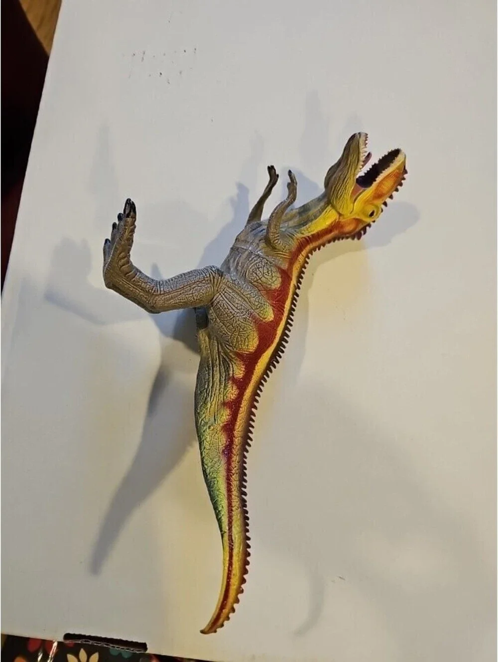 Shantou Giganotosaurus Tyrannosaurus Dinosaur Figure Red Yellow